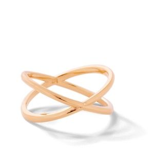 Eva Fehren "Shorty" X-Ring in 18K Rose Gold (7). Send a reasonable offer!